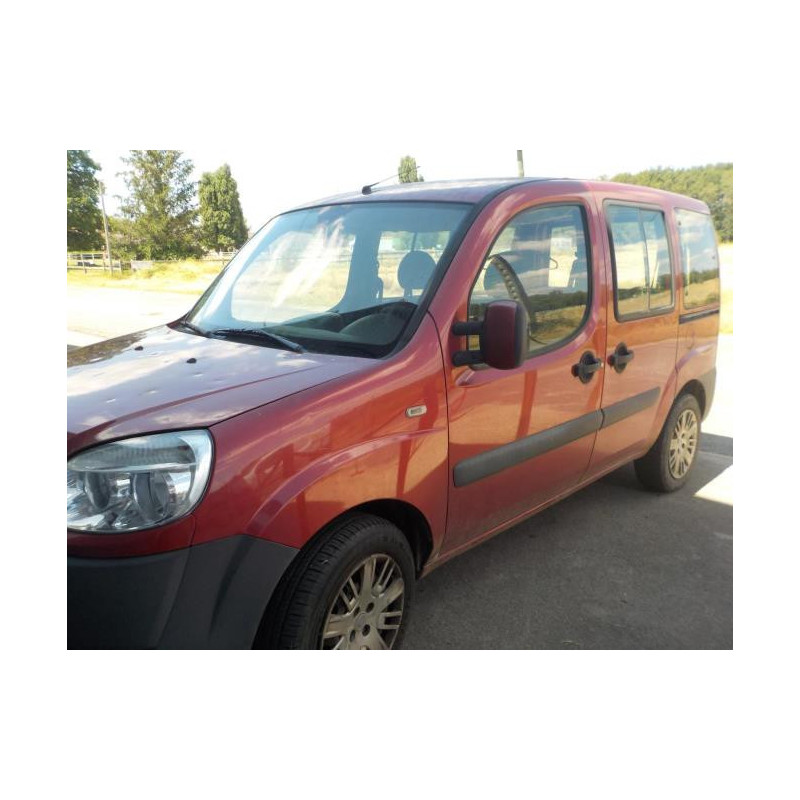 Feu arriere principal gauche (feux) FIAT DOBLO 1 PHASE 2 d’occasion