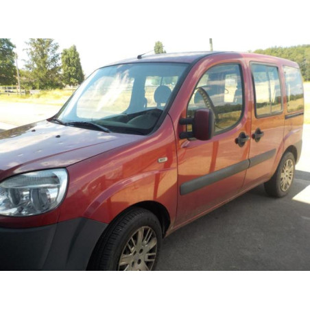 Feu arriere principal gauche (feux) FIAT DOBLO 1 PHASE 2 d’occasion