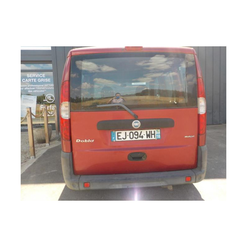 Feu arriere principal gauche (feux) FIAT DOBLO 1 PHASE 2 d’occasion