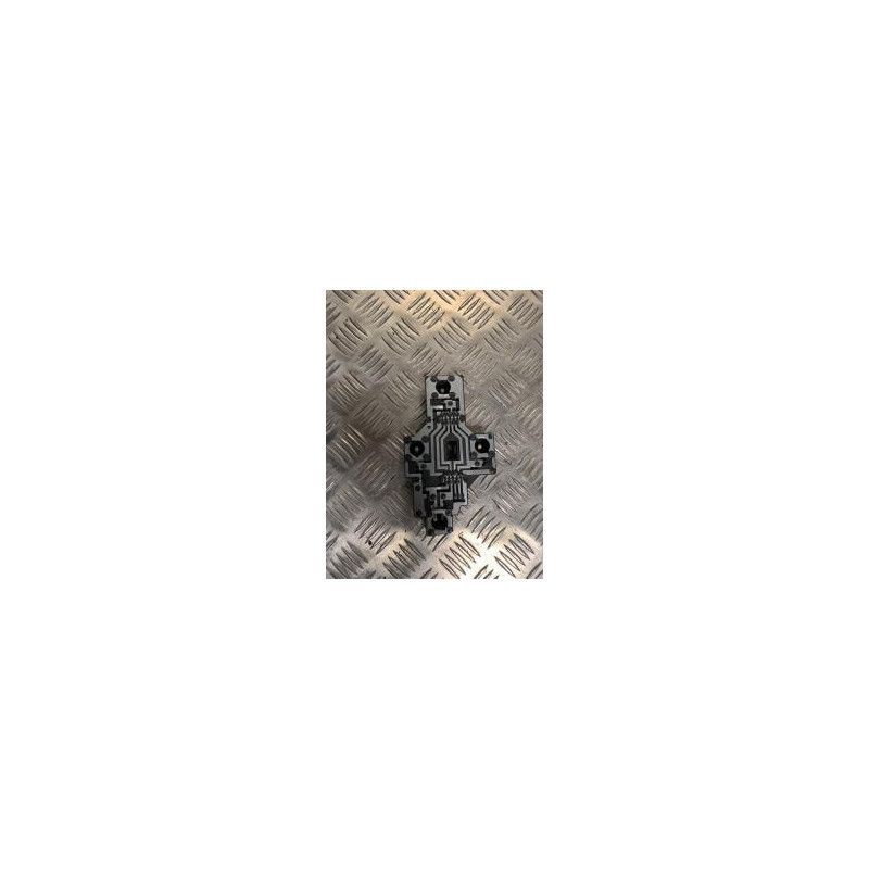 Platine feu arriere gauche RENAULT SCENIC 1 PHASE 2 d’occasion
