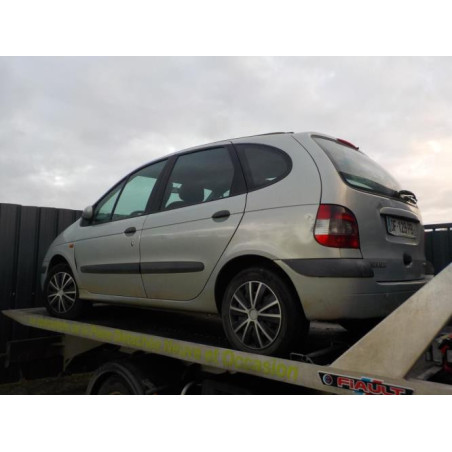 Platine feu arriere gauche RENAULT SCENIC 1 PHASE 2 d’occasion