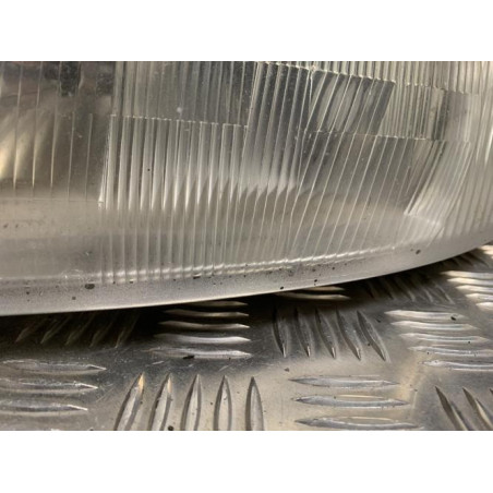 Optique avant principal gauche (feux)(phare) FORD MONDEO 1 PHASE 2 BREAK d’occasion