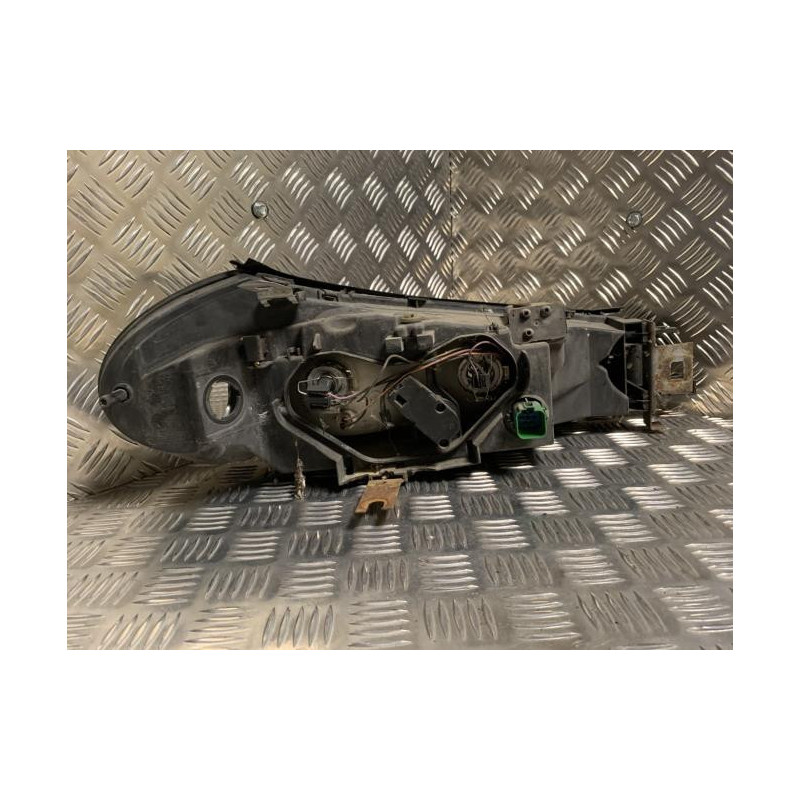 Optique avant principal gauche (feux)(phare) FORD MONDEO 1 PHASE 2 BREAK d’occasion
