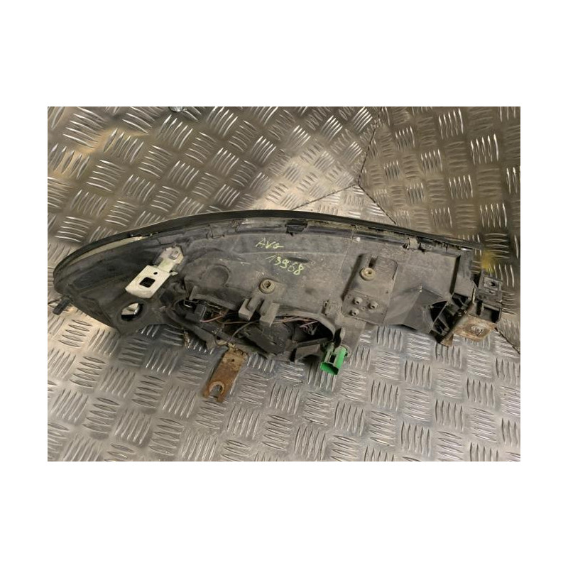 Optique avant principal gauche (feux)(phare) FORD MONDEO 1 PHASE 2 BREAK d’occasion