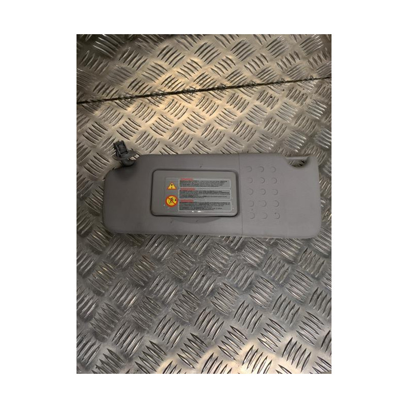 Pare soleil gauche RENAULT CLIO 2 PHASE 1 d’occasion