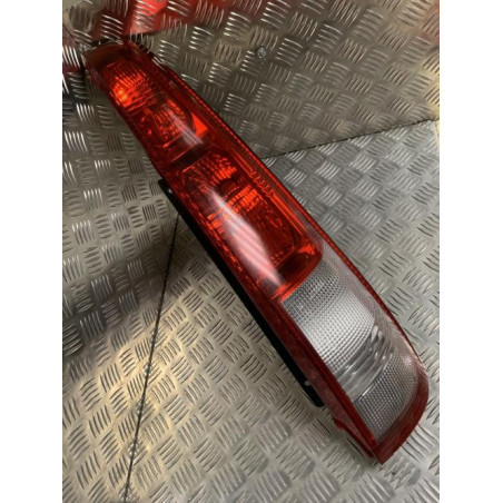 Feu arriere principal droit (feux) NISSAN X-TRAIL 1 PHASE 1 d’occasion