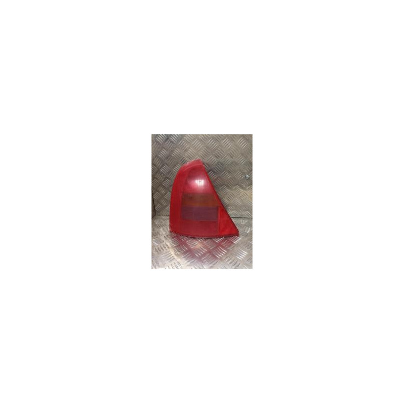 Feu arriere principal gauche (feux) RENAULT CLIO 2 PHASE 1 d’occasion