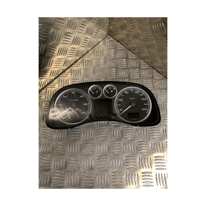 Compteur PEUGEOT 307 PHASE 1 BREAK d’occasion
