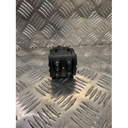 Commande de reglage hauteur de phare RENAULT CLIO 4 PHASE 1 d’occasion