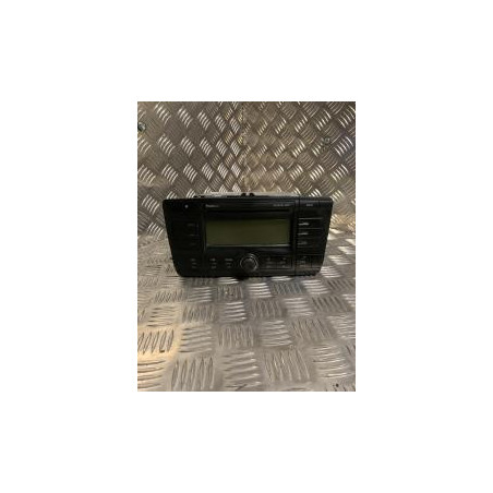 Autoradio d'origine SKODA OCTAVIA 2 PHASE 1 BREAK d’occasion