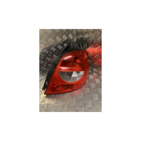 Feu arriere principal droit (feux) RENAULT CLIO 3 PHASE 1 d’occasion
