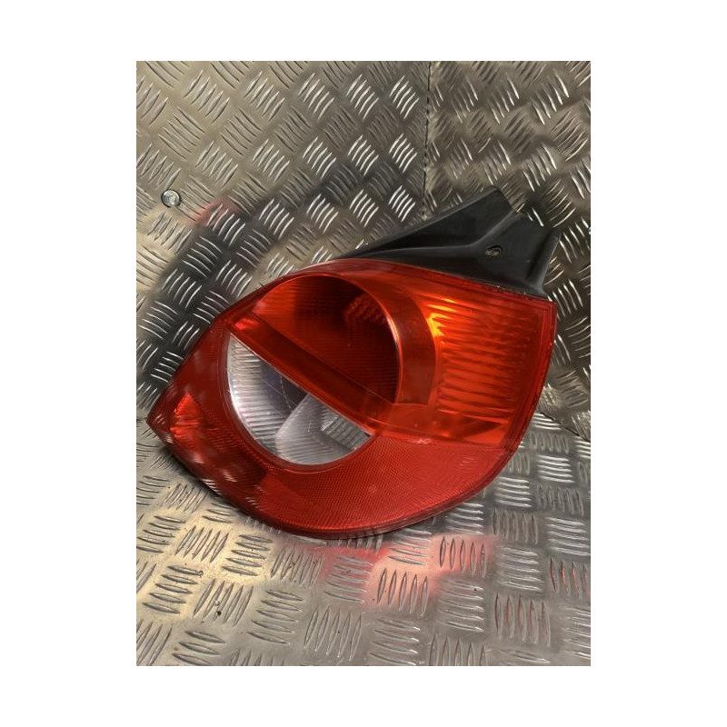 Feu arriere principal droit (feux) RENAULT CLIO 3 PHASE 1 d’occasion