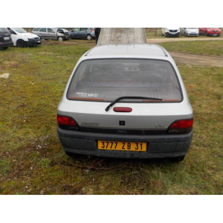 Platine feu arriere gauche RENAULT CLIO 1 PHASE 3 d’occasion