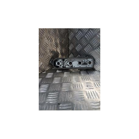 Platine feu arriere droit RENAULT CLIO 2 PHASE 1 d’occasion