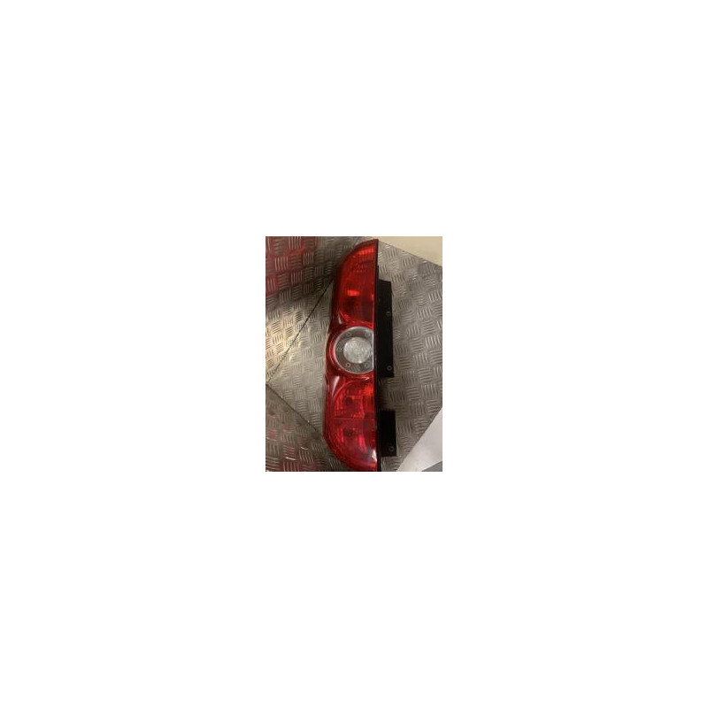 Feu arriere principal gauche (feux) FIAT DOBLO 2 PHASE 1 d’occasion