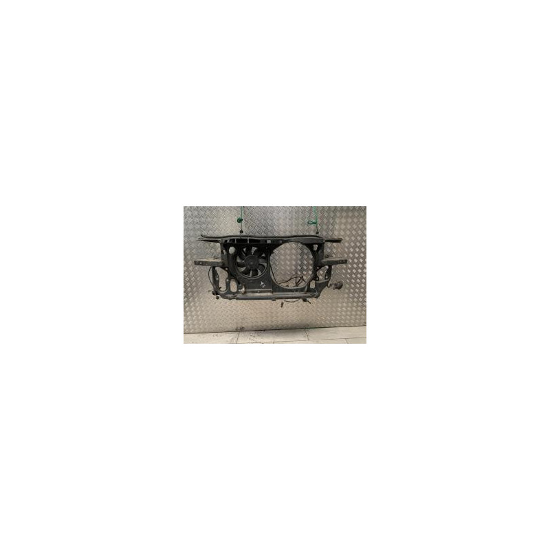 Armature avant, Masque avant VOLKSWAGEN PASSAT 4 PHASE 2 d’occasion