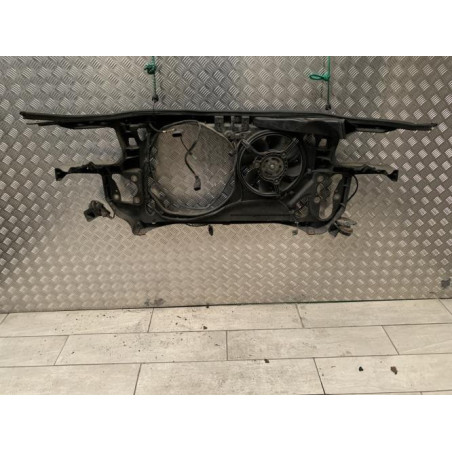 Armature avant, Masque avant VOLKSWAGEN PASSAT 4 PHASE 2 d’occasion