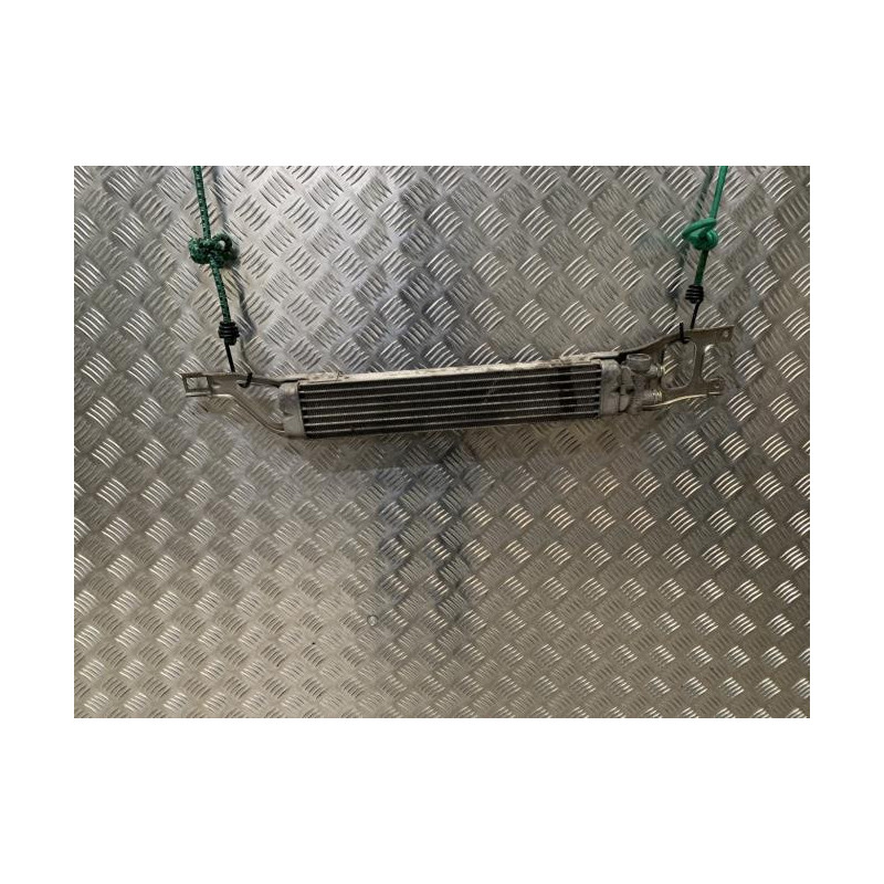 Radiateur huile MERCEDES CLASSE A 169 PHASE 1 d’occasion