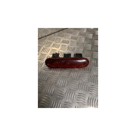 Feu arriere stop central RENAULT CLIO 1 PHASE 3 d’occasion
