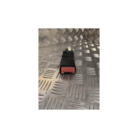 Attache ceinture arriere centrale RENAULT CLIO 1 PHASE 3 d’occasion