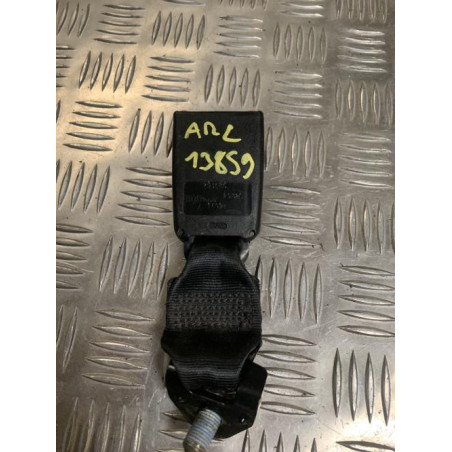 Attache ceinture arriere centrale RENAULT CLIO 1 PHASE 3 d’occasion