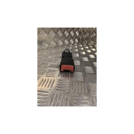 Attache ceinture arriere gauche RENAULT CLIO 1 PHASE 3 d’occasion