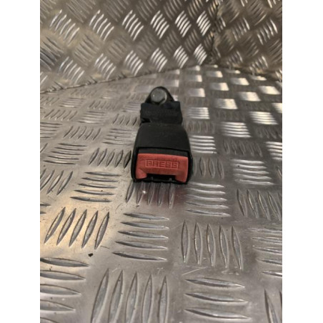 Attache ceinture arriere gauche RENAULT CLIO 1 PHASE 3 d’occasion