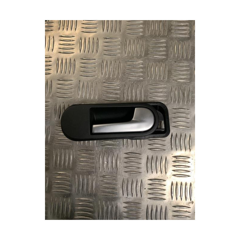 Poignee interieur avant droit VOLKSWAGEN GOLF PLUS PHASE 1 d’occasion