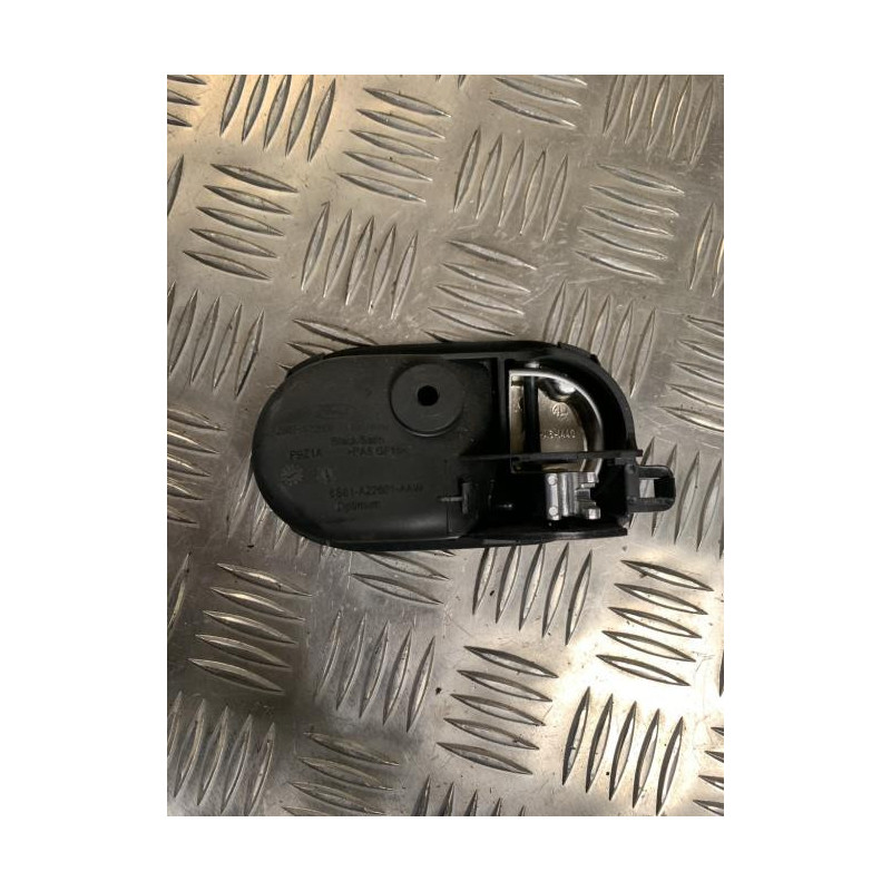 Poignee interieur avant gauche FORD FIESTA 5 PHASE 2 d’occasion