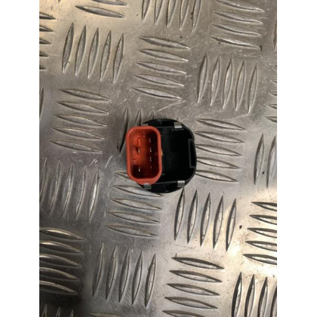 Interrupteur de leve vitre avant droit FORD FIESTA 5 PHASE 2 d’occasion