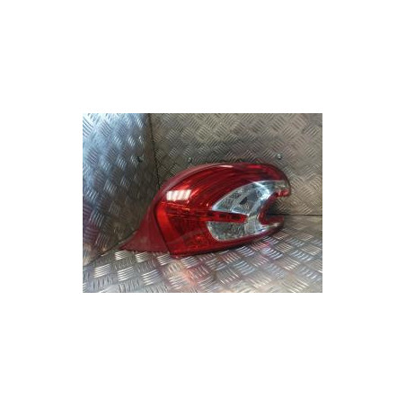 Feu arriere principal droit (feux) PEUGEOT 208 1 PHASE 1 d’occasion
