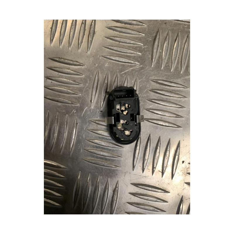 Interrupteur de leve vitre avant droit OPEL MERIVA A PHASE 2 d’occasion