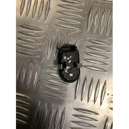 Interrupteur de leve vitre avant droit OPEL MERIVA A PHASE 2 d’occasion