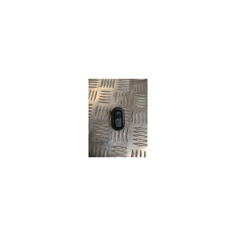 Interrupteur de leve vitre arriere droit OPEL MERIVA A PHASE 2 d’occasion
