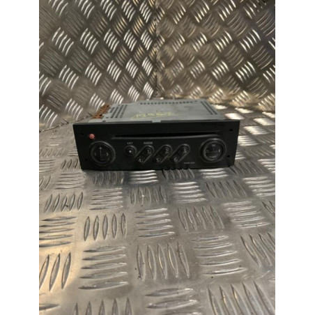 Autoradio d'origine RENAULT MEGANE 2 PHASE 1 BREAK d’occasion