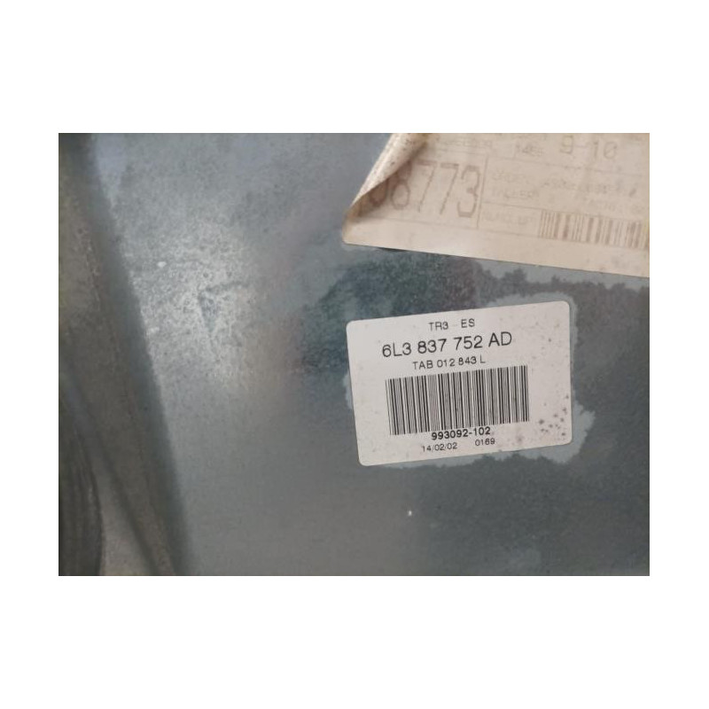Leve vitre electrique avant droit SEAT IBIZA 3 PHASE 1 d’occasion