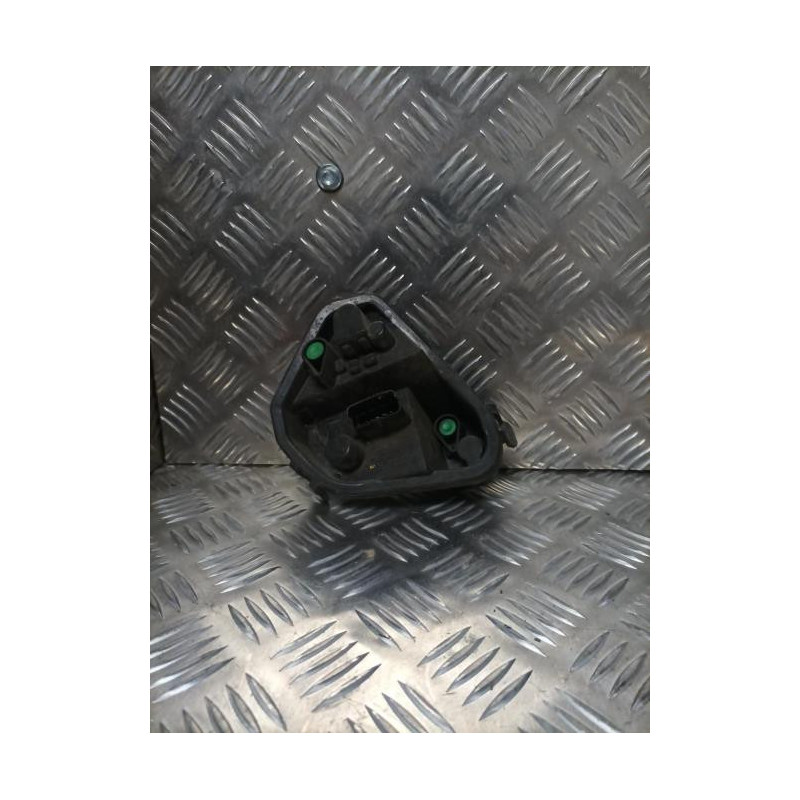 Platine feu arriere droit RENAULT CLIO 3 PHASE 2 BREAK d’occasion