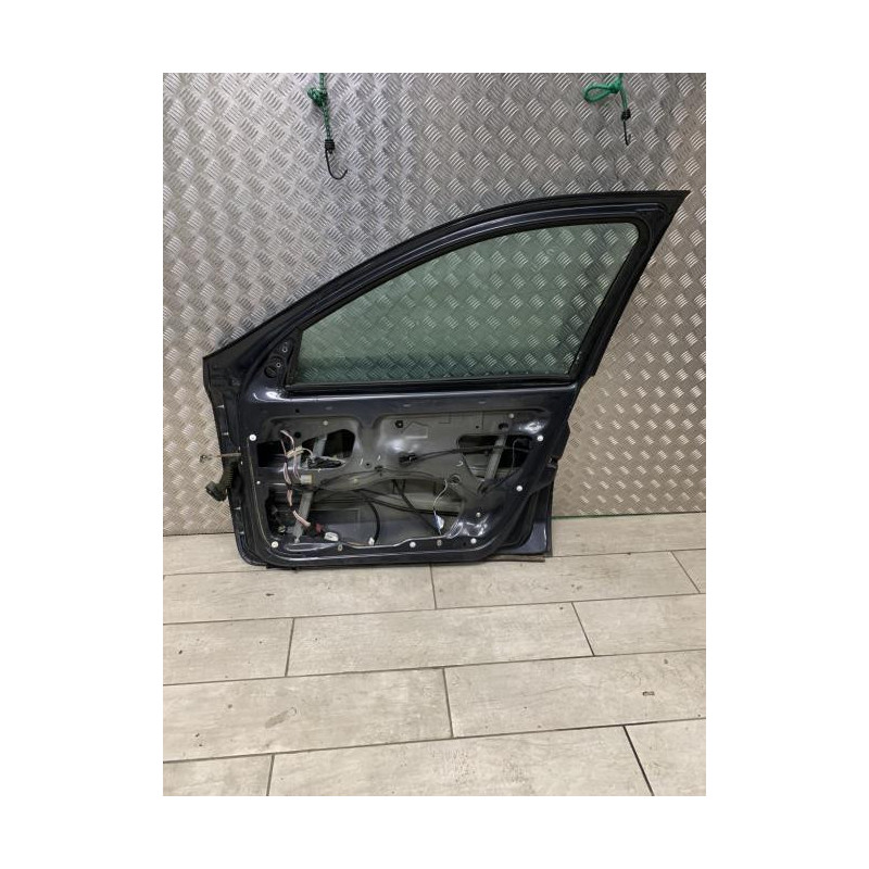 Porte avant droit RENAULT LAGUNA 2 PHASE 2 d’occasion