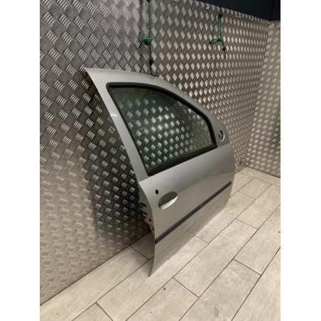 Poignee porte avant gauche DACIA LOGAN MCV 1 PHASE 1 BREAK d’occasion