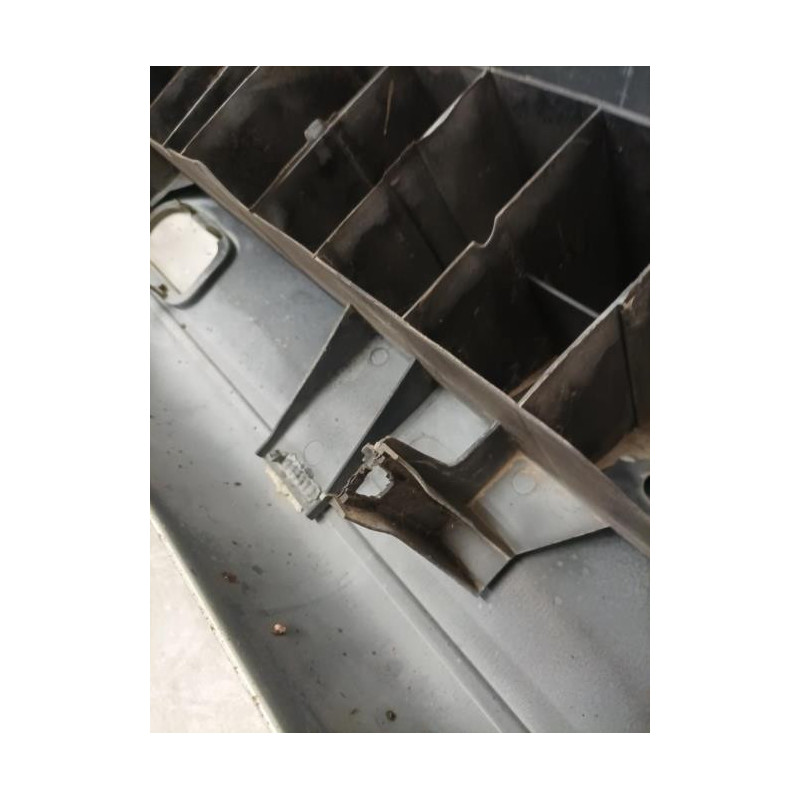 Pare choc arriere RENAULT SAFRANE PHASE 1 d’occasion