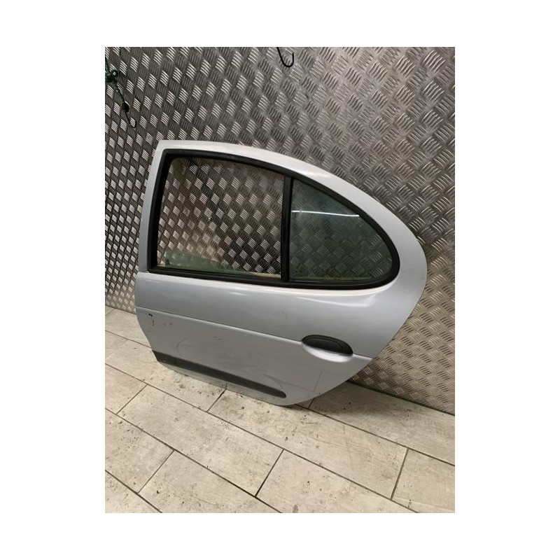 Porte arriere gauche RENAULT MEGANE 1 PHASE 1 d’occasion