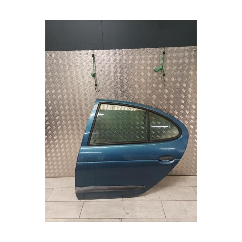 Porte arriere gauche RENAULT MEGANE 1 PHASE 2 d’occasion