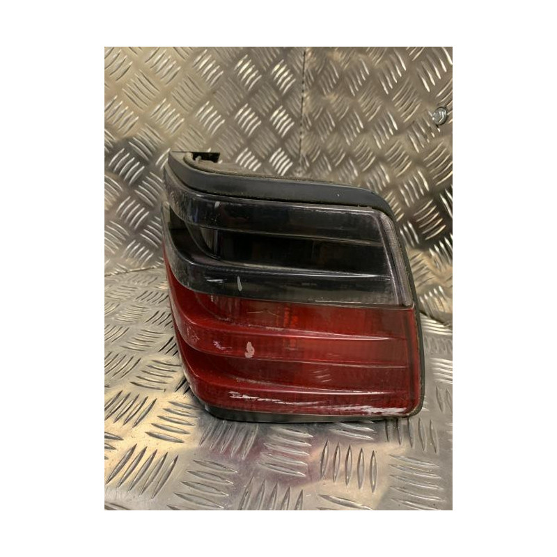Feu arriere principal droit (feux) MERCEDES 230 C124 PHASE 1 COUPE d’occasion