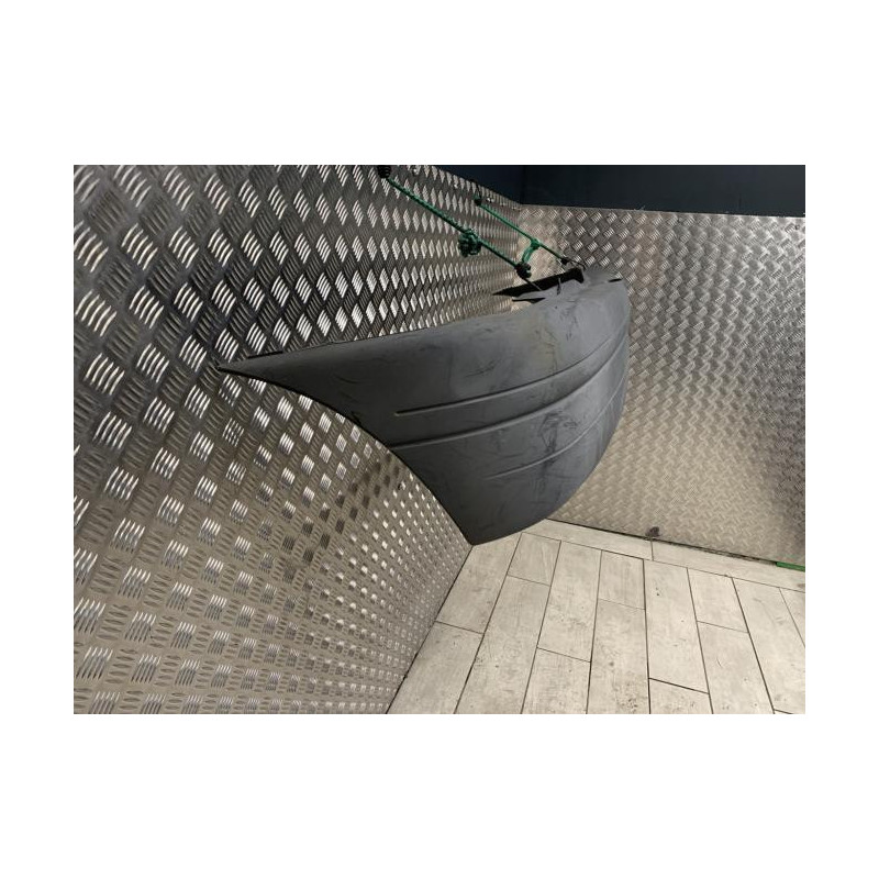 Pare choc arriere RENAULT CLIO 2 PHASE 1 d’occasion