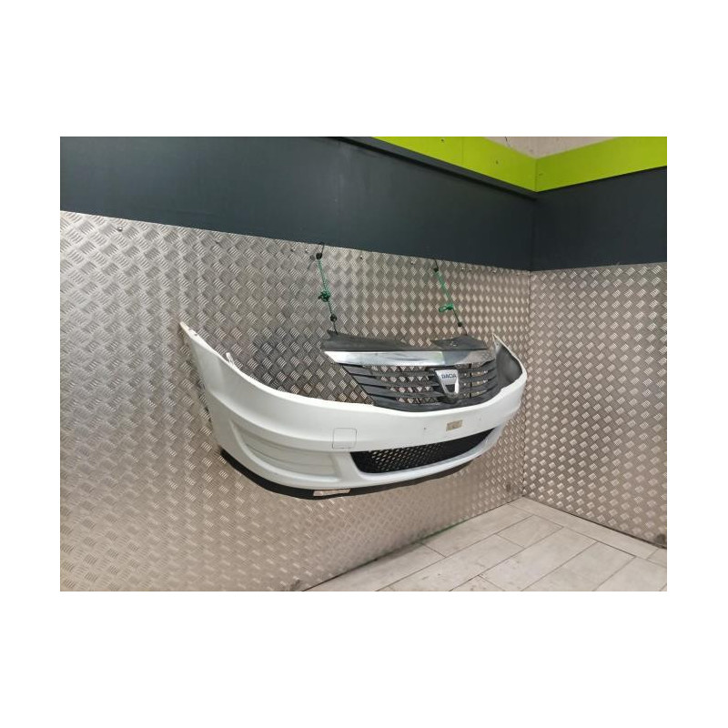 Pare choc avant DACIA LOGAN 1 PHASE 2 d’occasion