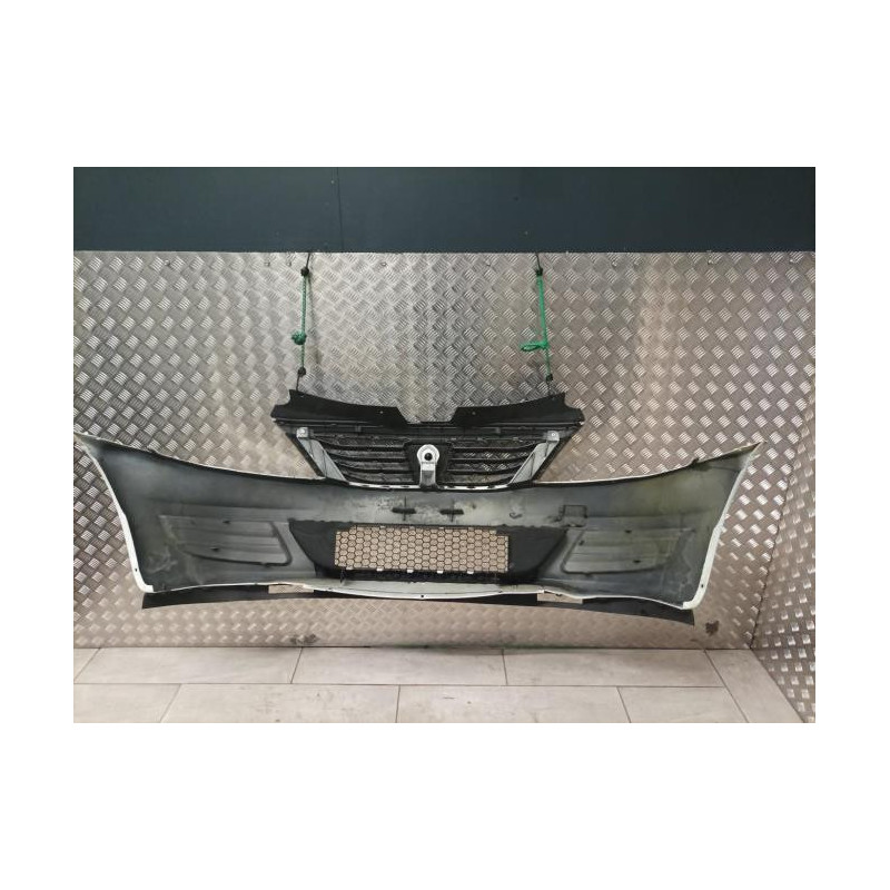 Pare choc avant DACIA LOGAN 1 PHASE 2 d’occasion