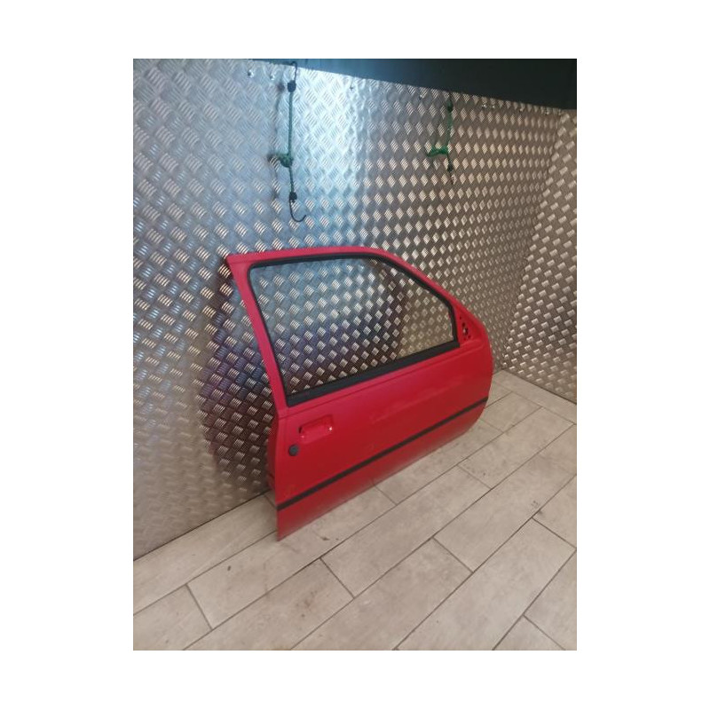 Porte avant droit FORD FIESTA 4 PHASE 1 d’occasion