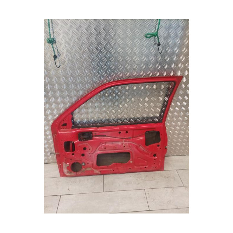 Porte avant droit FORD FIESTA 4 PHASE 1 d’occasion