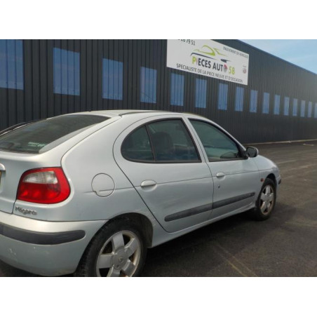 Feu arriere principal gauche (feux) RENAULT MEGANE 1 PHASE 2 d’occasion