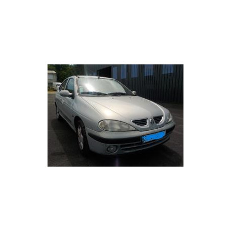Pare choc avant RENAULT MEGANE 1 PHASE 2 d’occasion